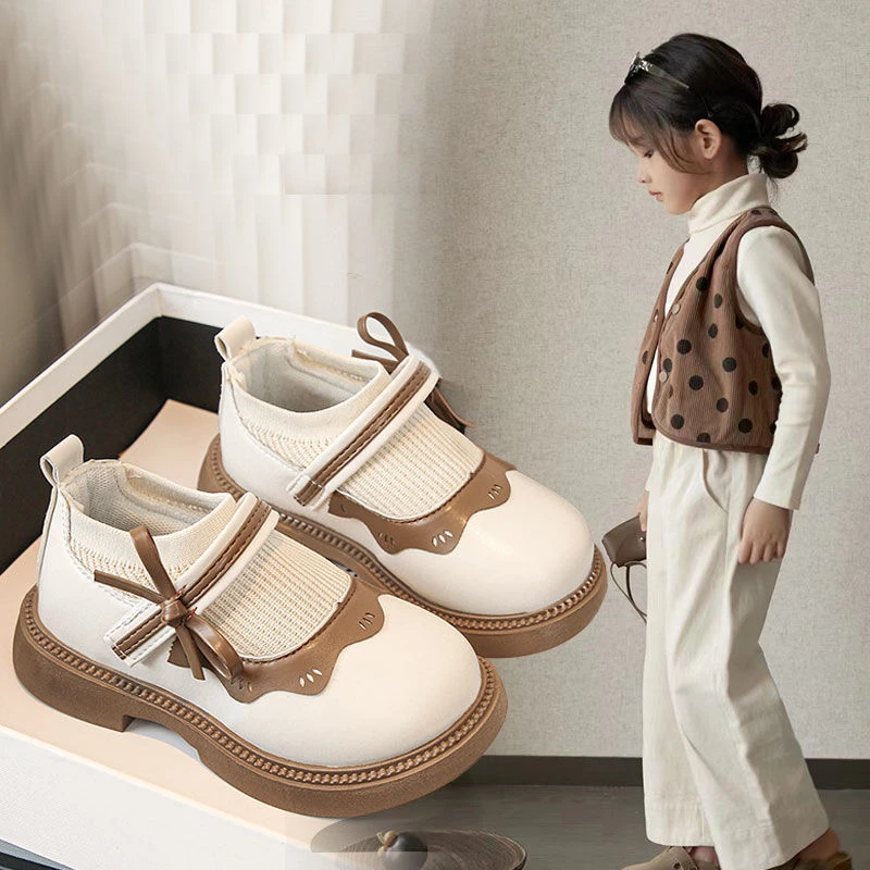 女童短靴2024新款秋冬蝴蝶季儿童黑色皮鞋软底女孩洋气公主袜子靴