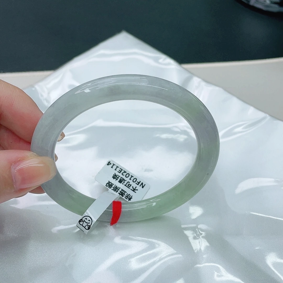 翡翠手镯未镶嵌圆57.8