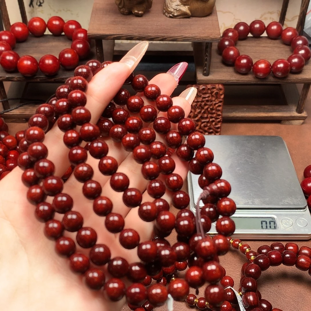 啊***看檀香紫檀（小叶紫檀）0.8满星