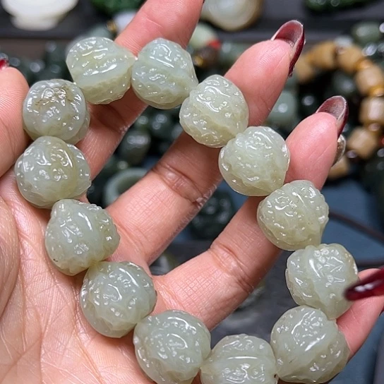 和田玉手串未镶嵌