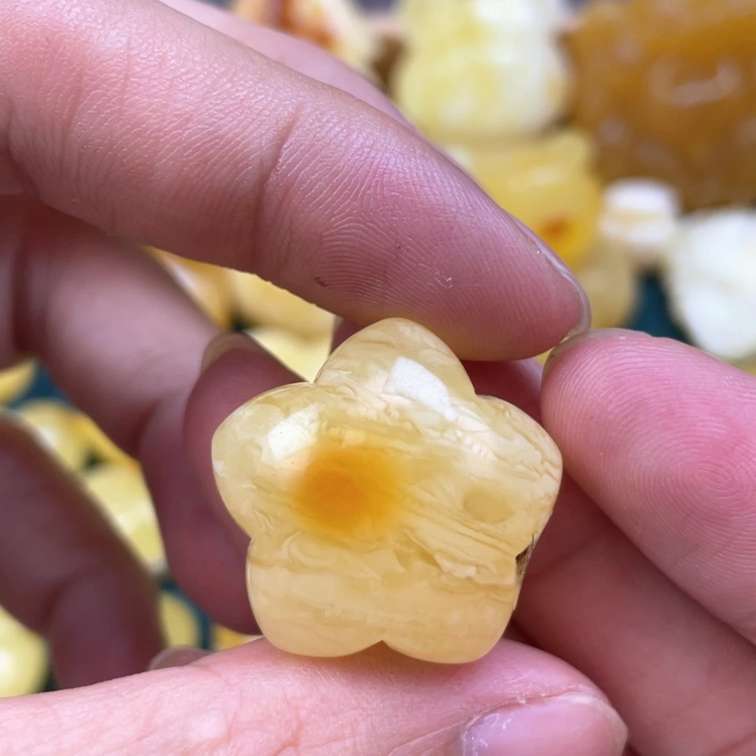 未镶嵌琥珀裸石蜜蜡