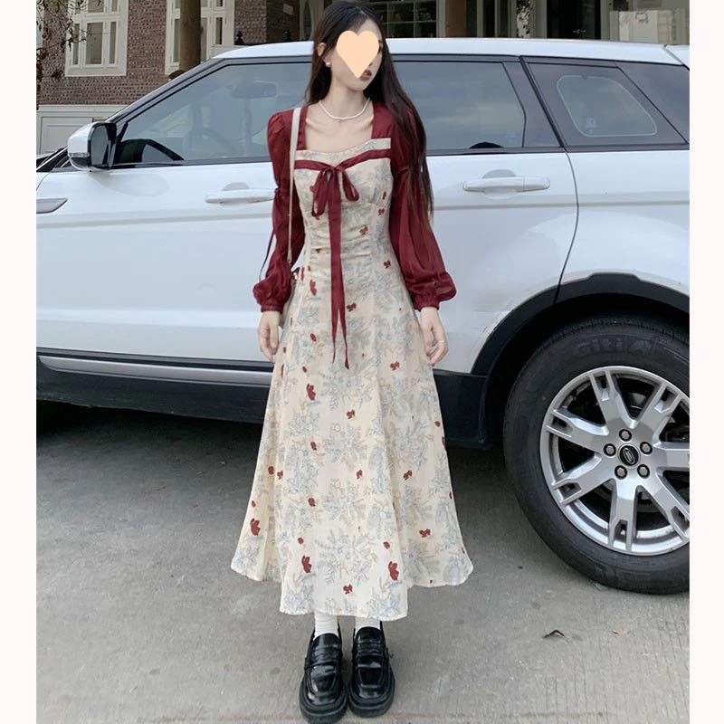 大码女装新中式红色碎花连衣裙胖mm显瘦遮肚减龄气质系带方领长裙