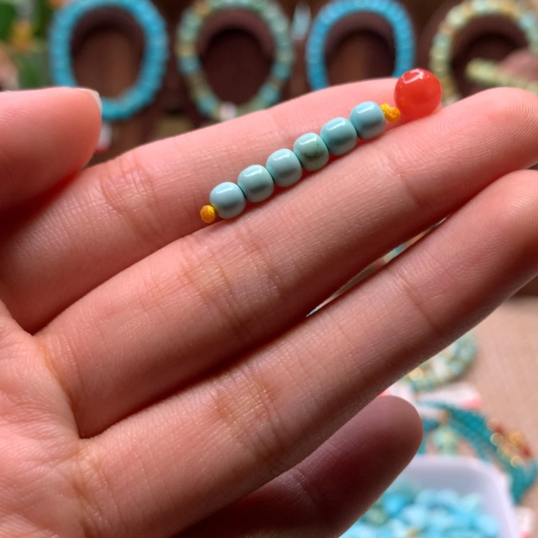 南红玛瑙配饰未镶嵌