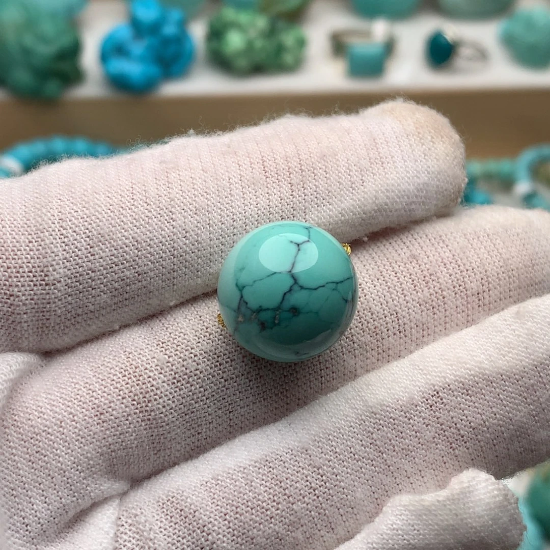 绿松石未镶嵌珠宝奇石14.7mm