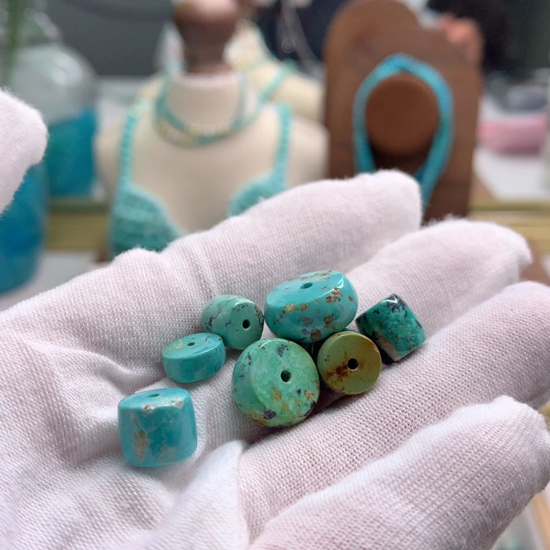 绿松石未镶嵌饰品