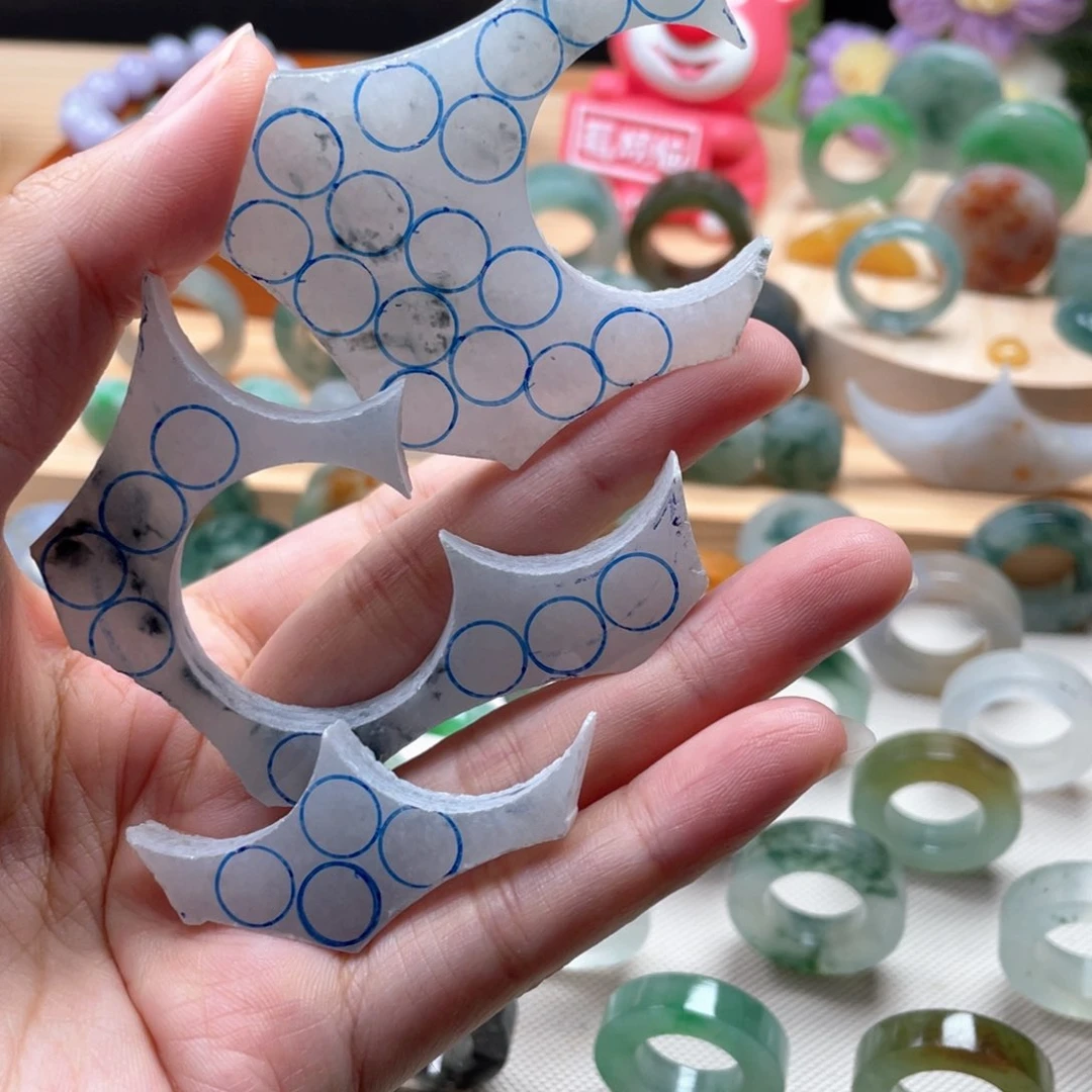 定制翡翠未镶嵌珠子卡6