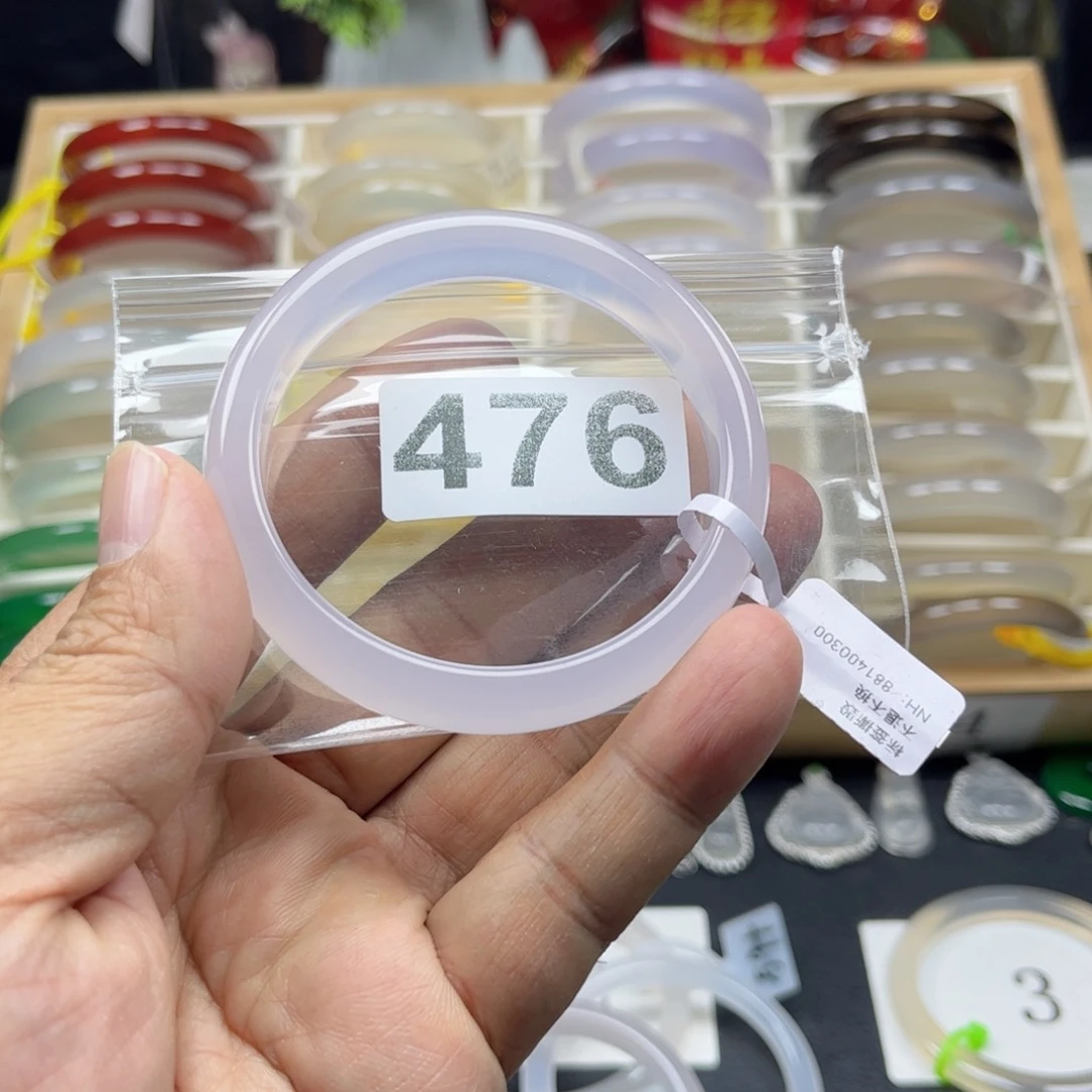 玛瑙/玉髓手镯未镶嵌思**o