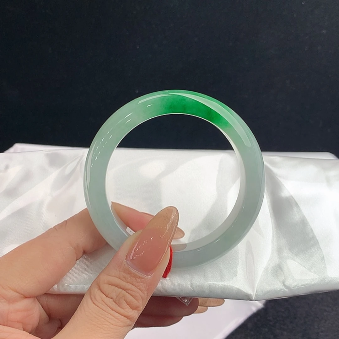 【闪购商品】未镶嵌手镯翡翠正52.8