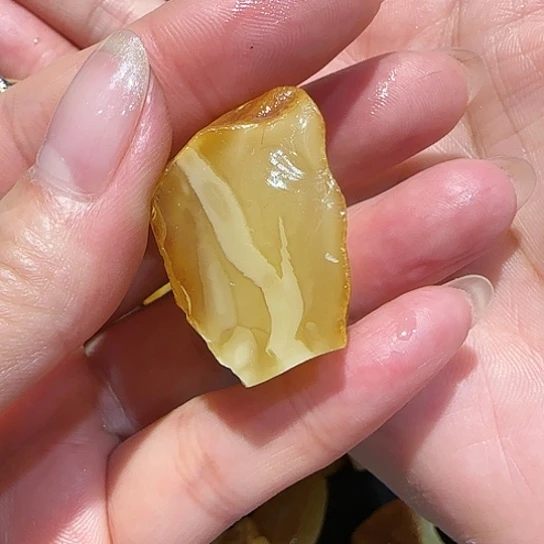 定制琥珀未镶嵌布*蜜蜡