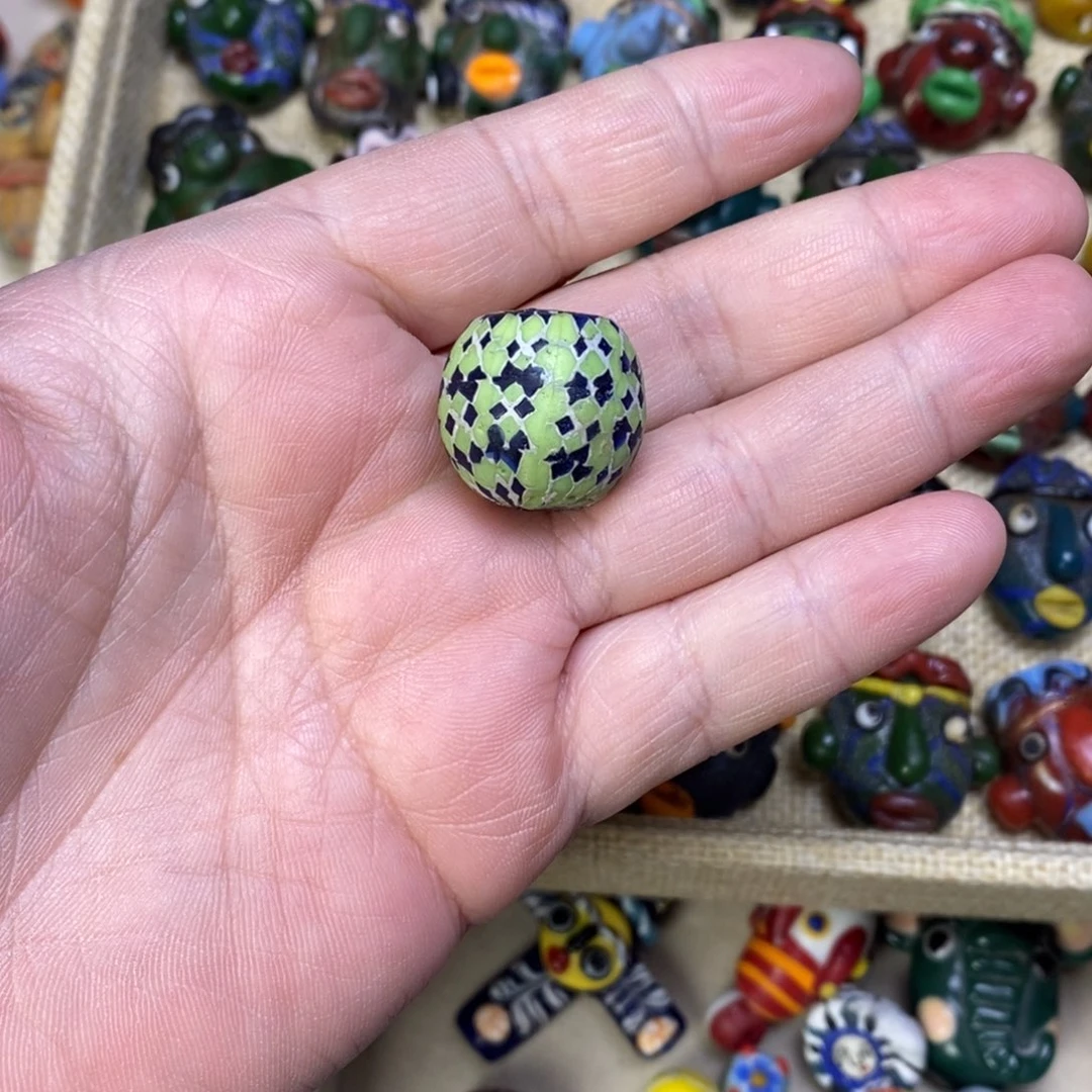 琉璃颈饰福利圆珠