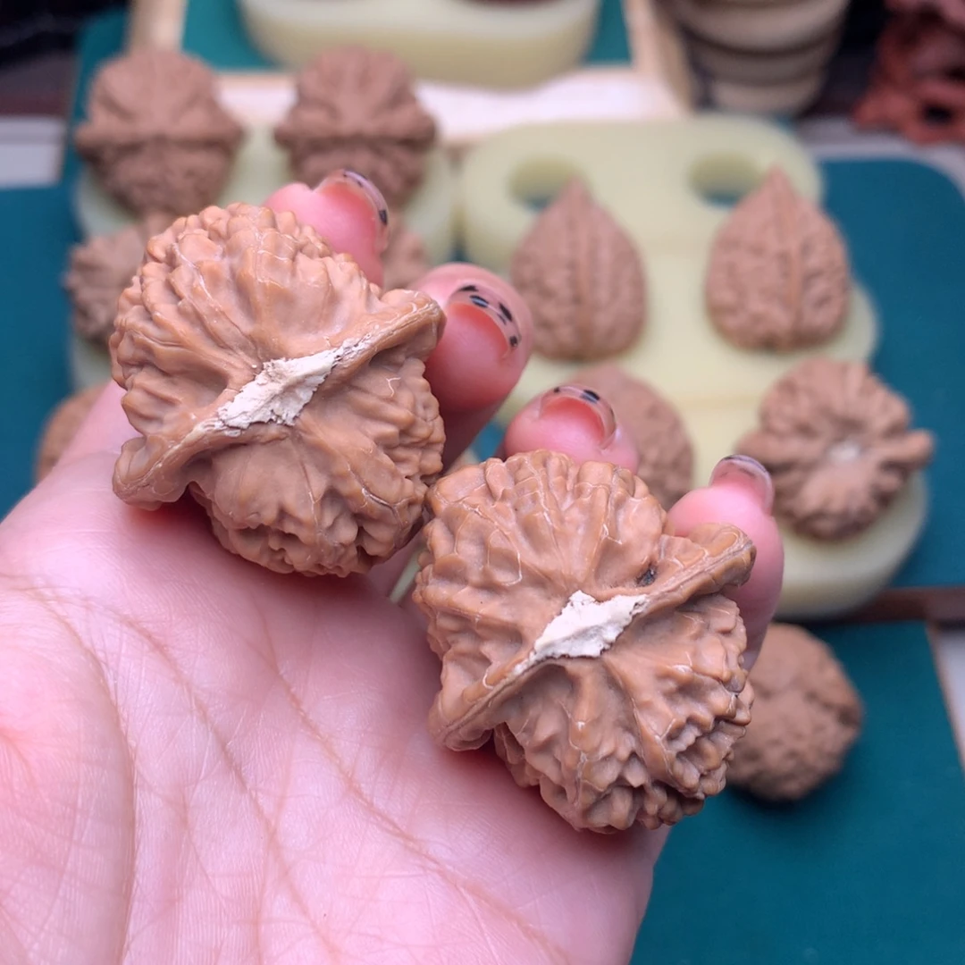 把件文玩核桃红莲