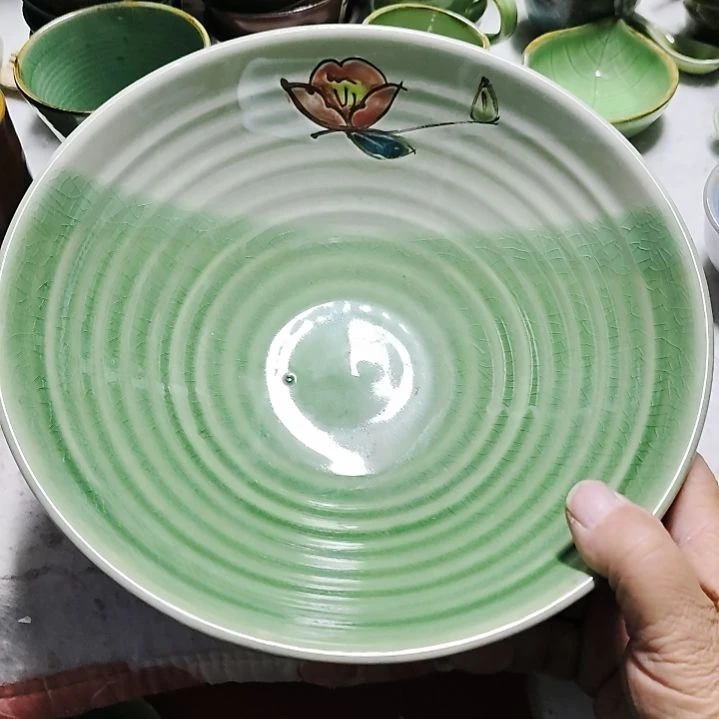 瓷片五厂，七厂，瓷器摆件，瓷片！都有微瑕疵。