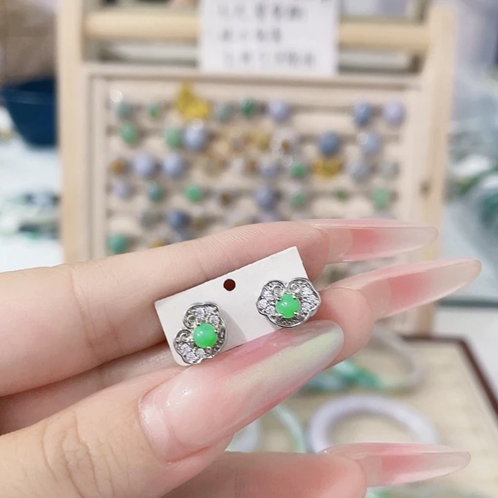 翡翠未镶嵌颈饰天然翡翠Ａ货