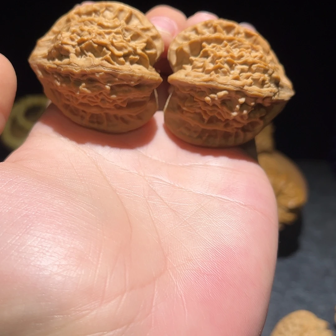 文玩核桃吊坠42灯笼