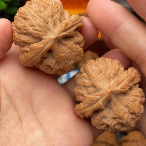 文玩核桃吊坠红锦鲤43精修