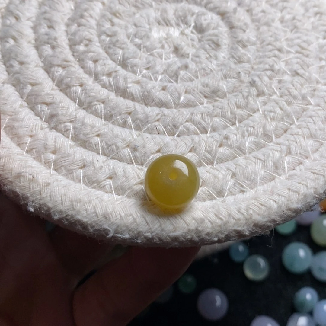 翡翠散珠无**龙10.9×7.6天然翡翠A货散珠