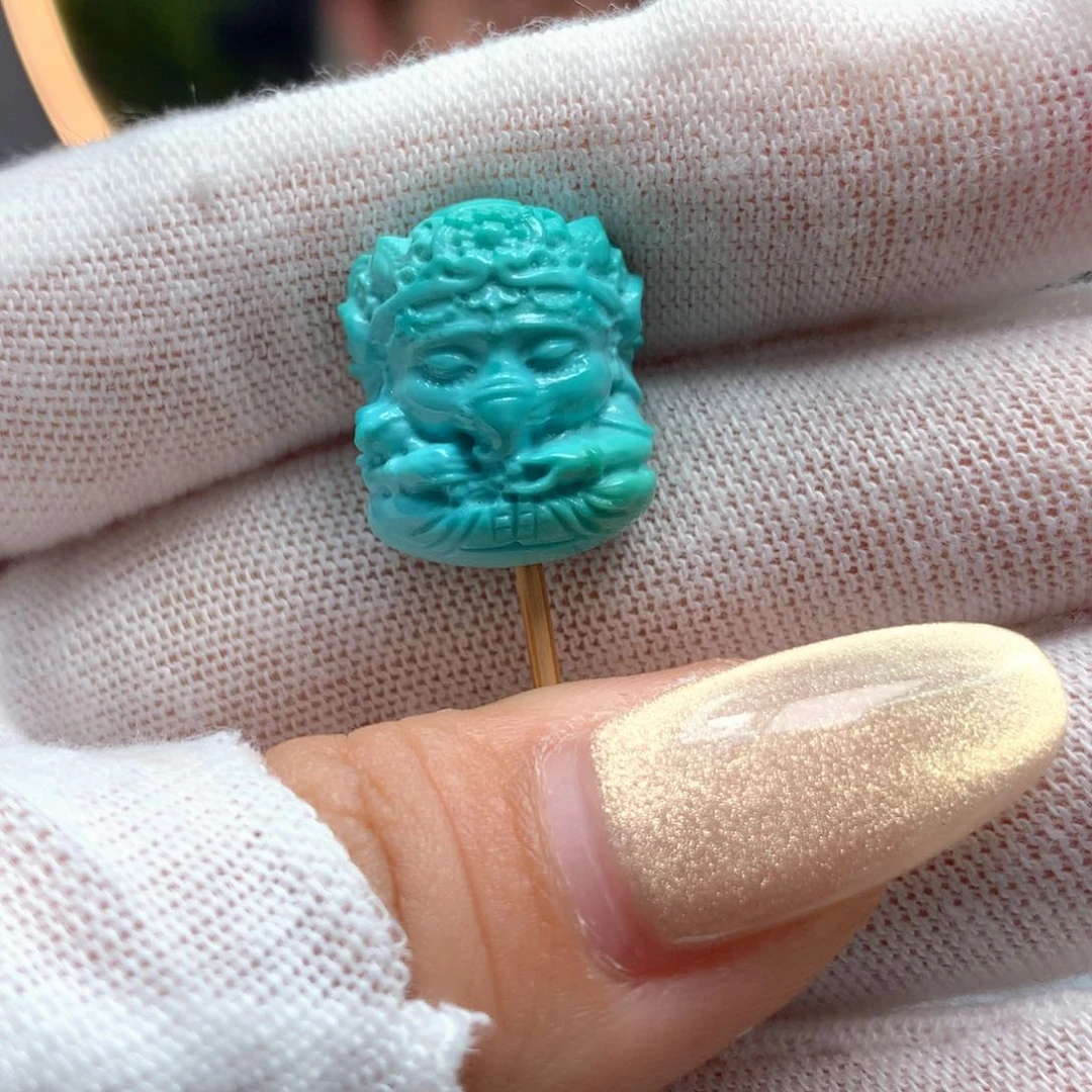 绿松石未镶嵌挂件