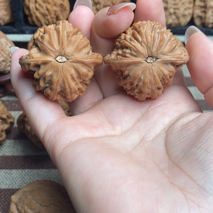 风***人文玩核桃吊坠全品磨盘