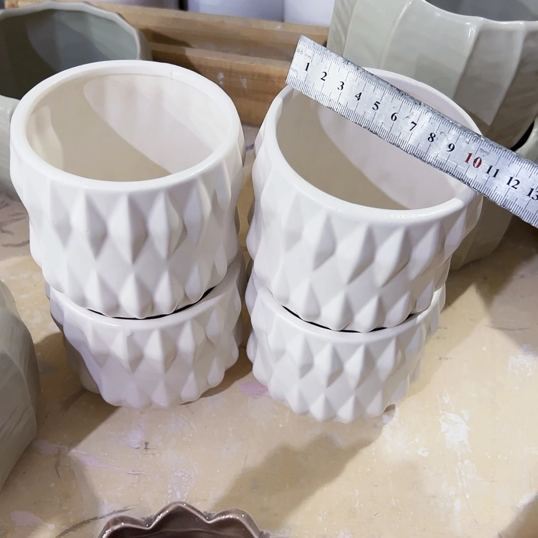 有孔外贸尾单陶瓷花盆凑单10米包邮微瑕