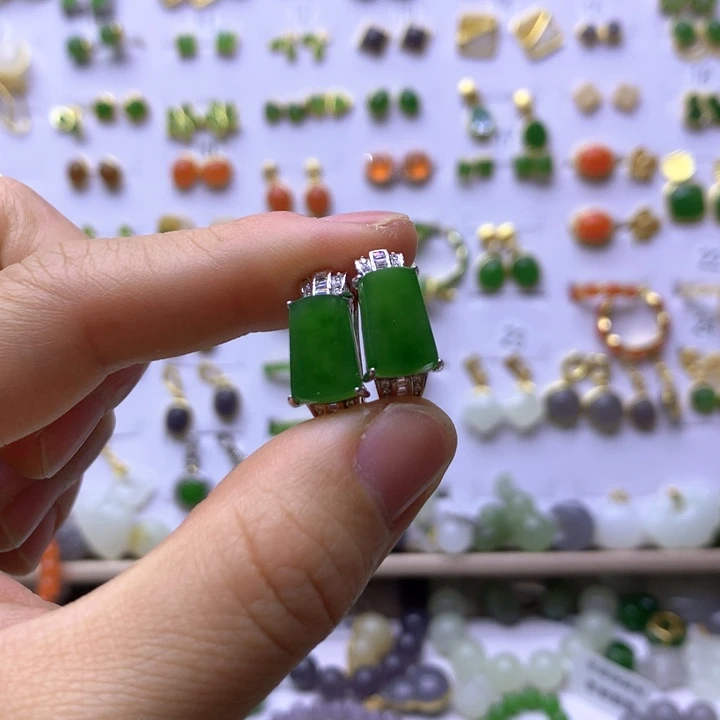 和田玉银S925镶嵌耳饰