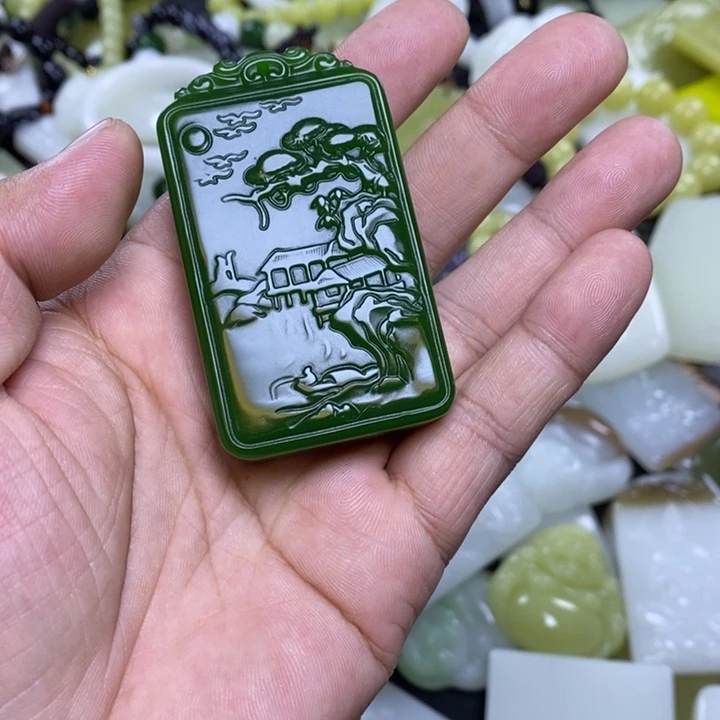 和田玉未镶嵌颈饰