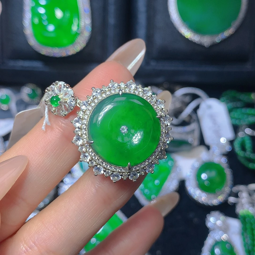 翡翠吊坠(不含链)银S925镶嵌翡翠