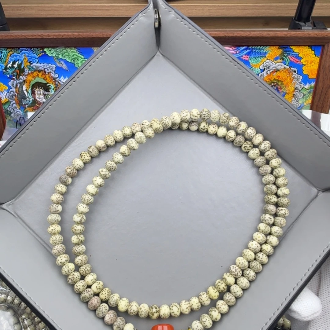 星月菩提吊坠星月菩提苹果珠石玉料8mm