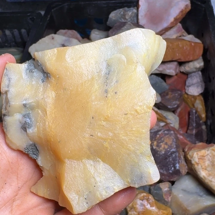 白***树寿山石寿山石的颜色