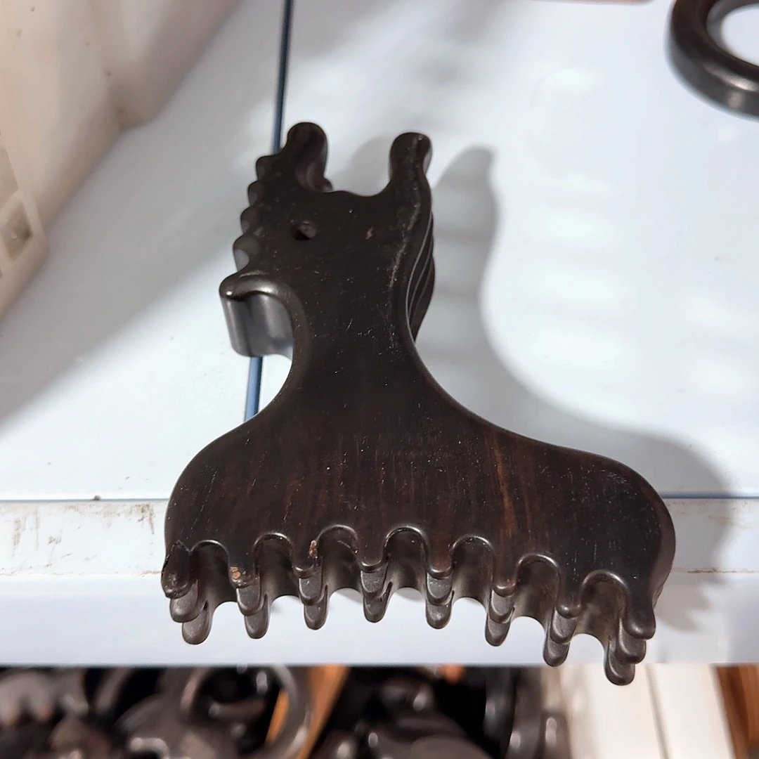 紫光檀小鹿放松工具瑕疵