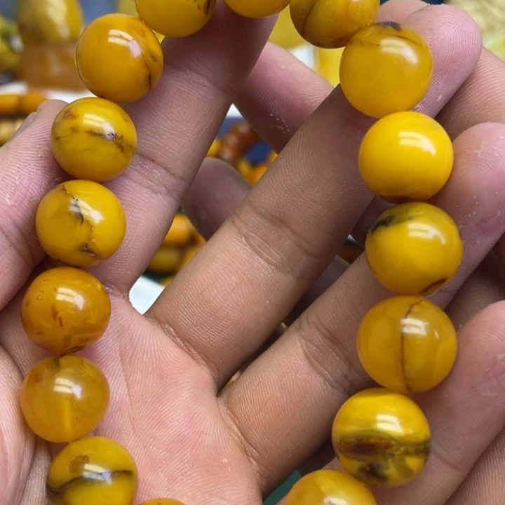琥珀未镶嵌珠宝奇石