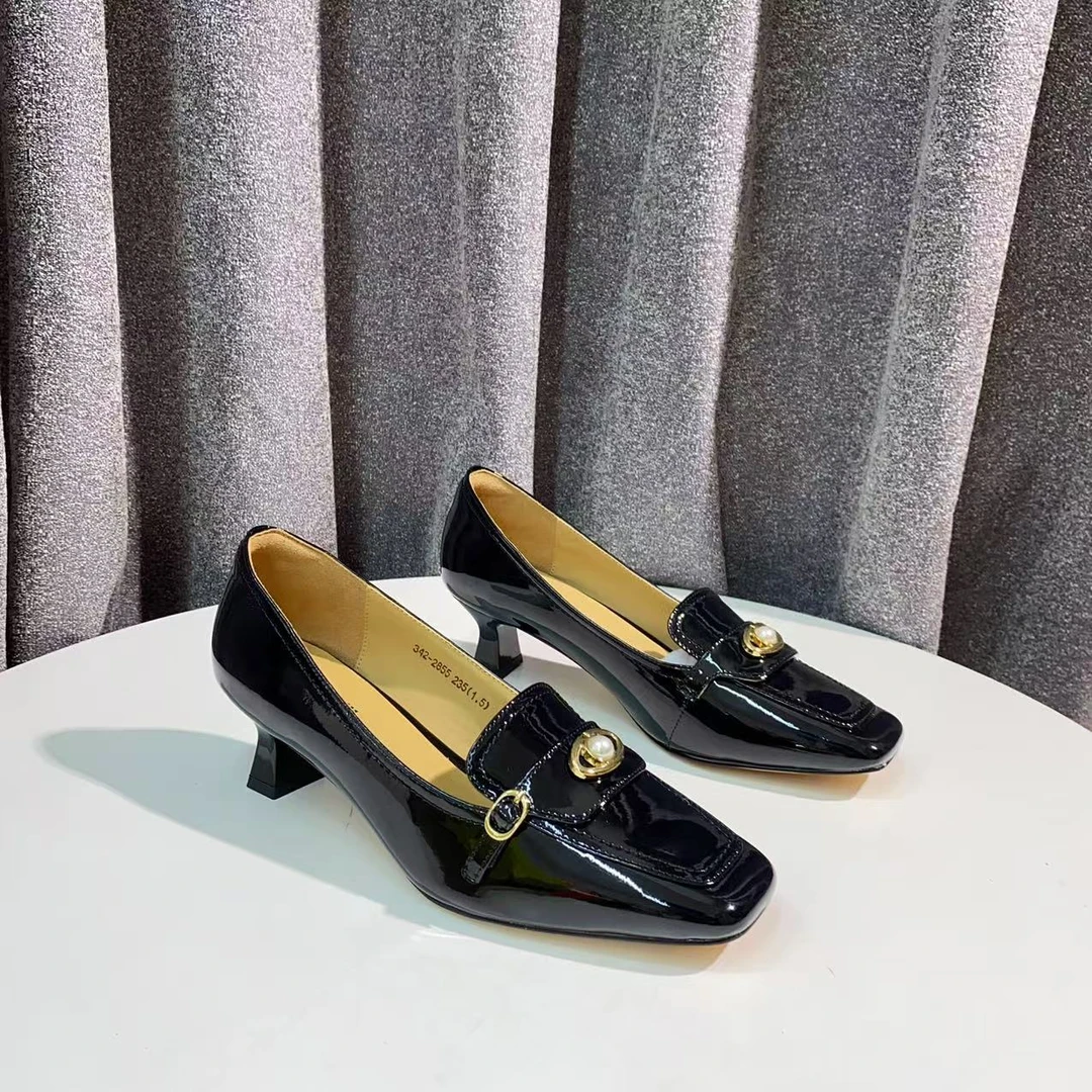 C1102 黑色  时尚粗跟方头气质浅口女单鞋