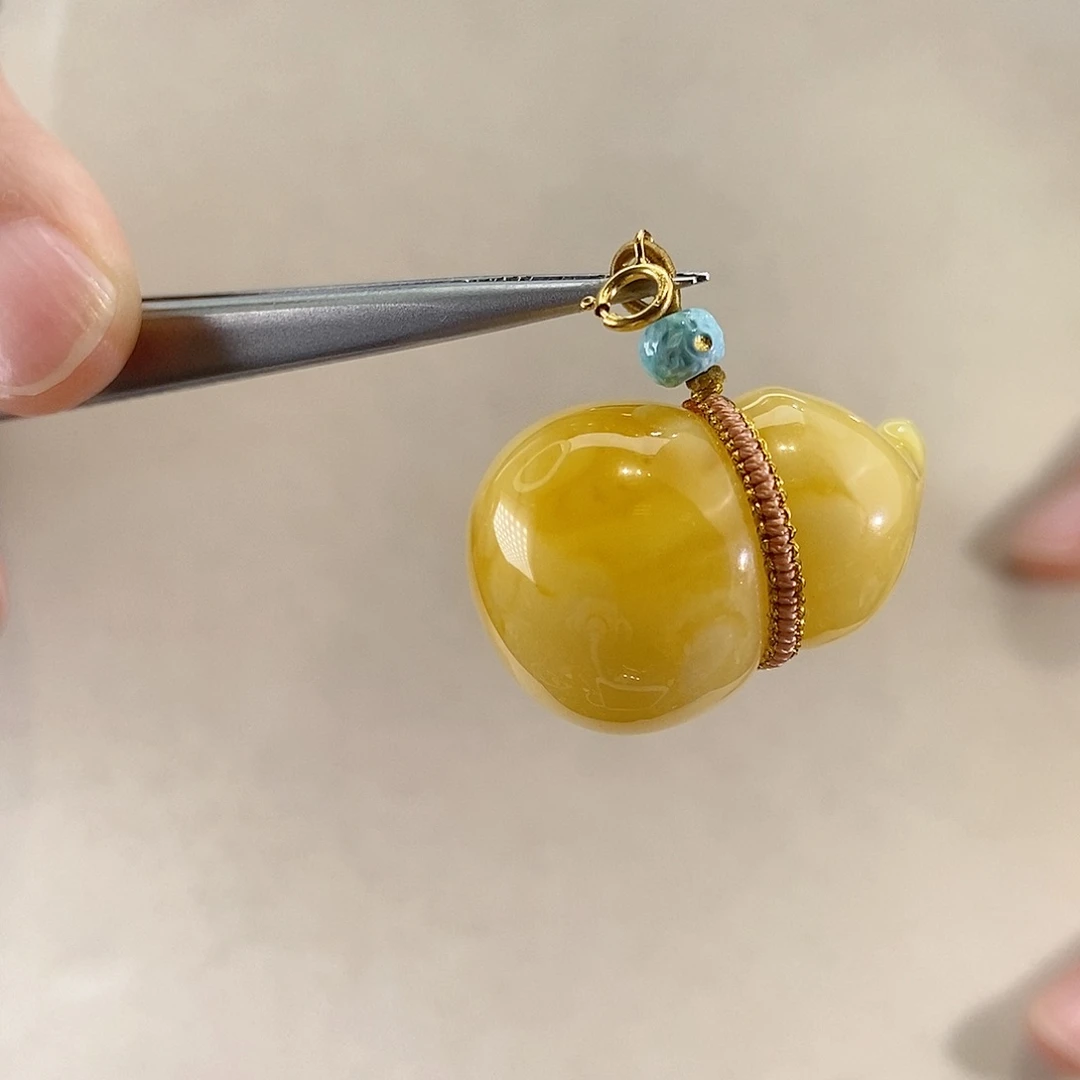 蜜蜡颈饰18K金镶嵌