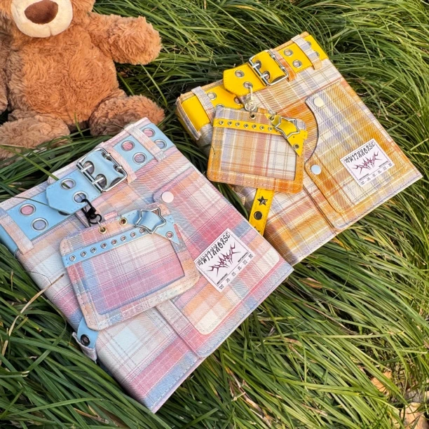 个性少女心皮革搭扣本粉色格子手帐本皮扣卡册手账一体本相册本