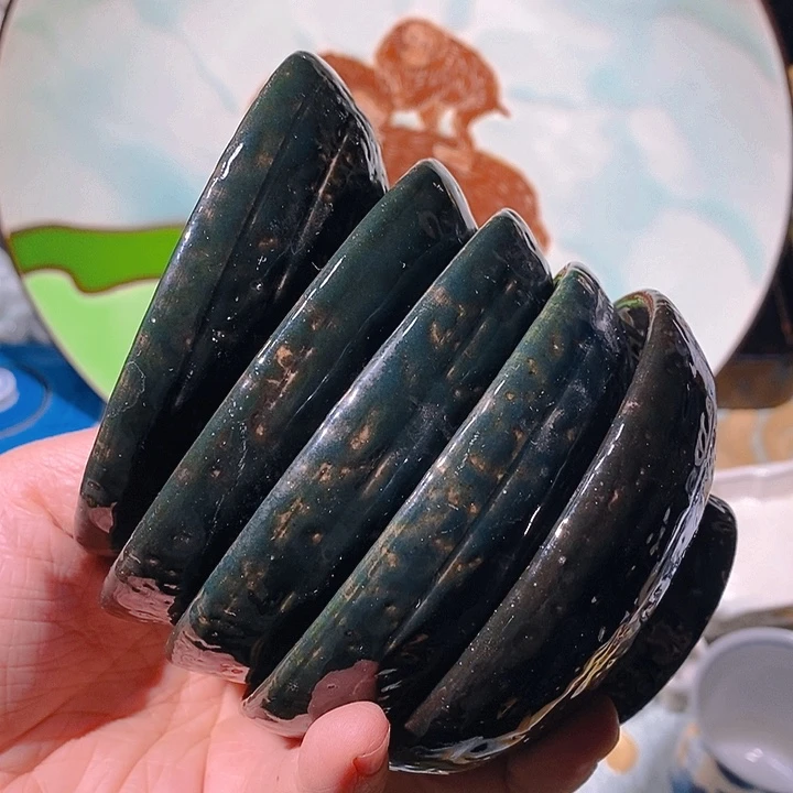 瓷片新年快乐，万事如意