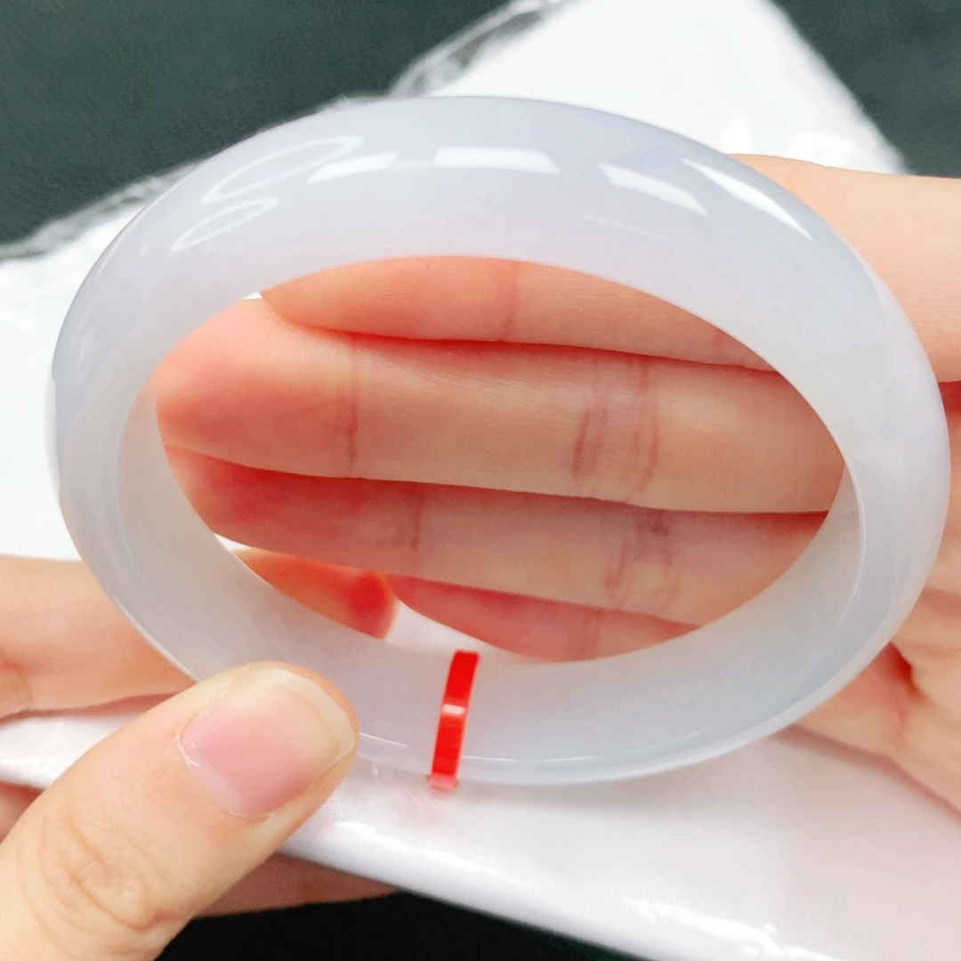 翡翠未镶嵌手镯57圈