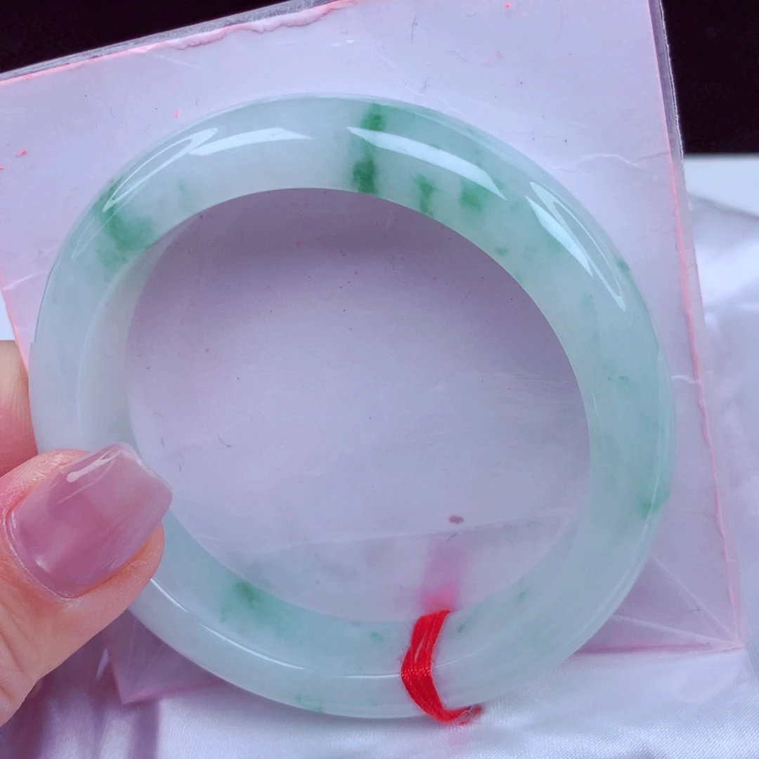 翡翠未镶嵌手镯手镯