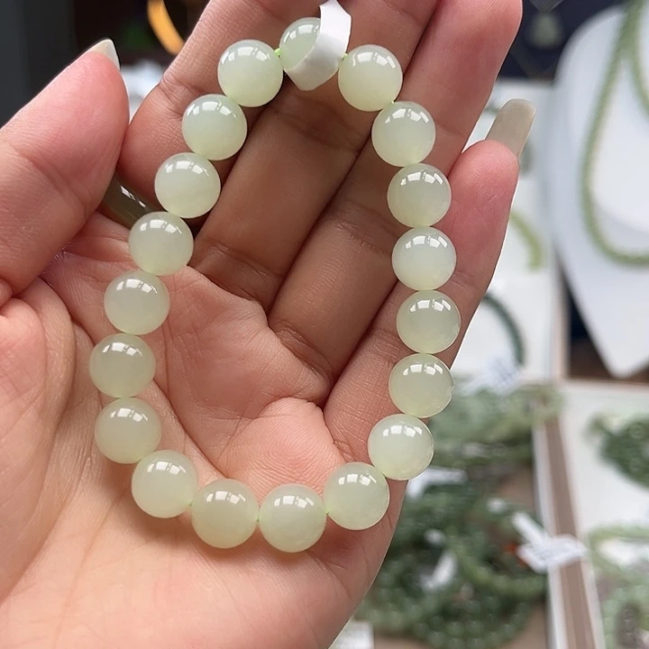 茉***茶手链未镶嵌和田玉
