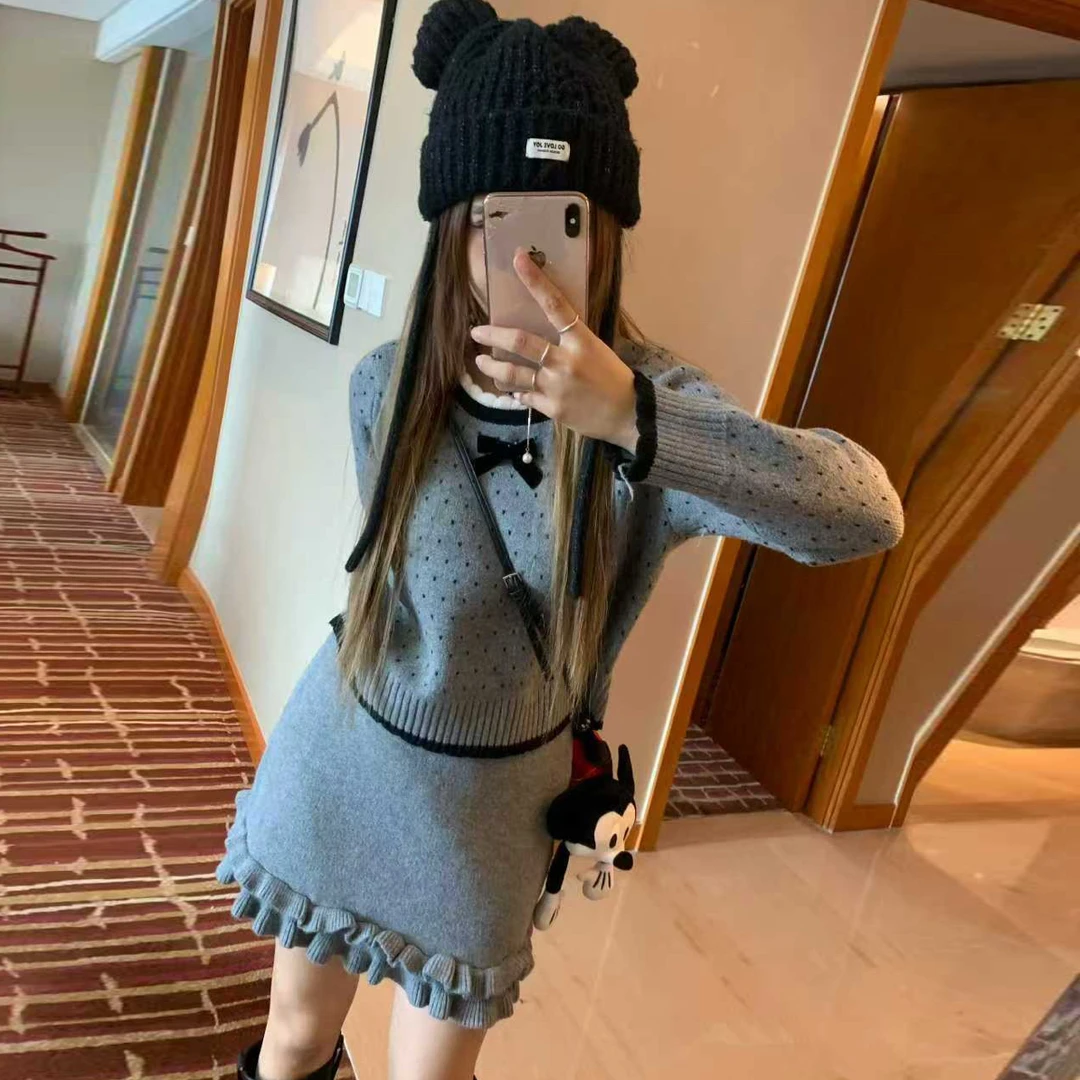 2025秋装新款撞色针织蝴蝶结长袖毛衣+木耳边短裙两件套套装裙