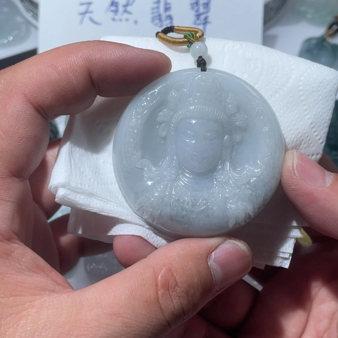 翡翠颈饰未镶嵌天然