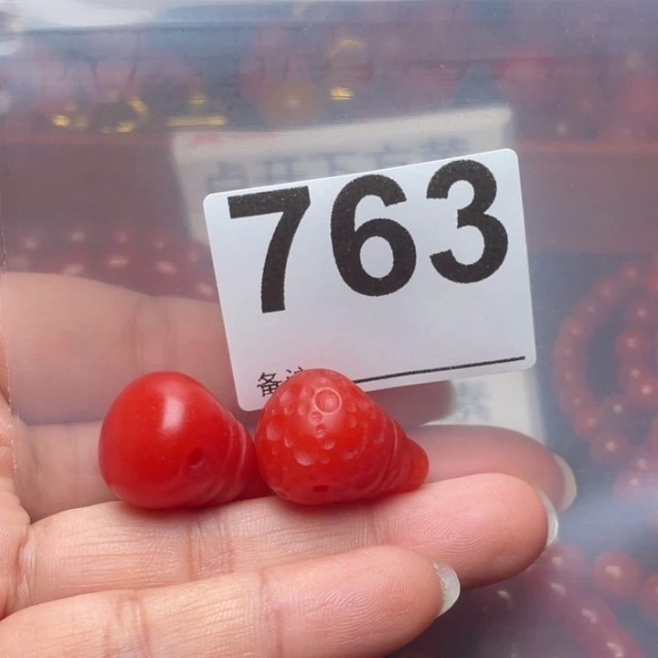 南红玛瑙手链未镶嵌北**狼