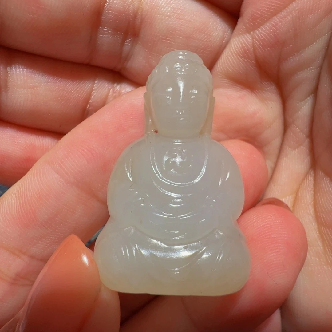 三***品和田玉未镶嵌颈饰
