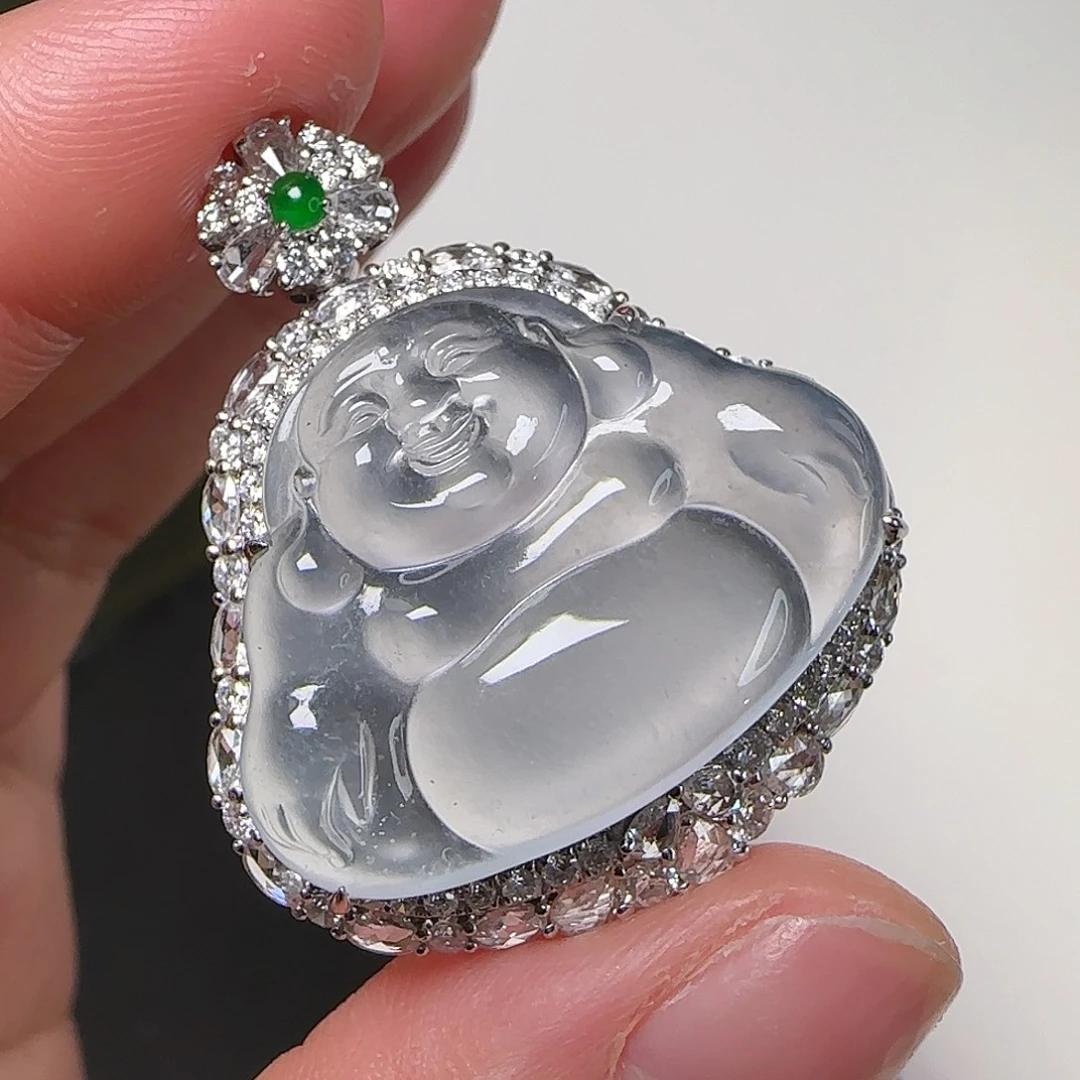 翡翠18K金镶嵌颈饰天然翡翠