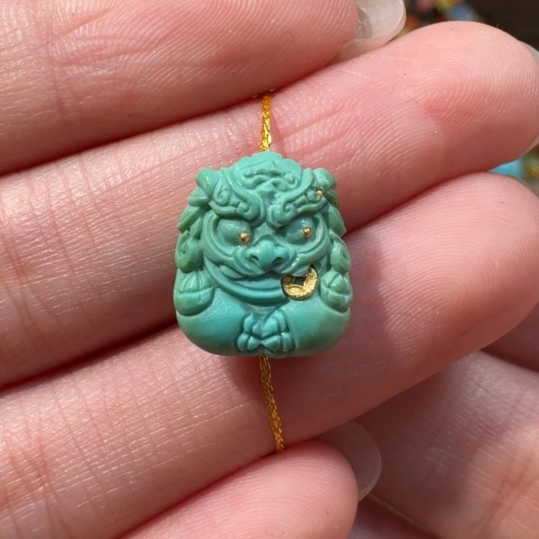 绿松石未镶嵌貔貅配饰