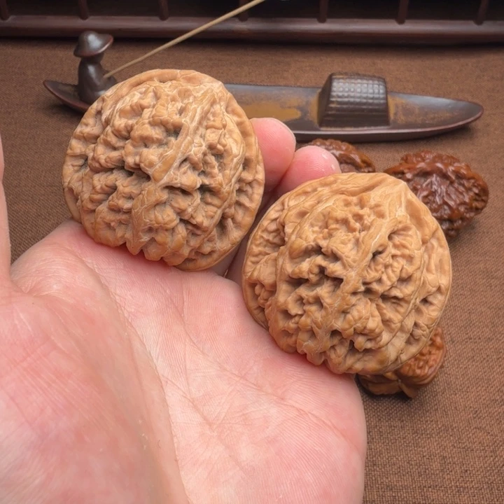 吊坠文玩核桃粗筋46.5