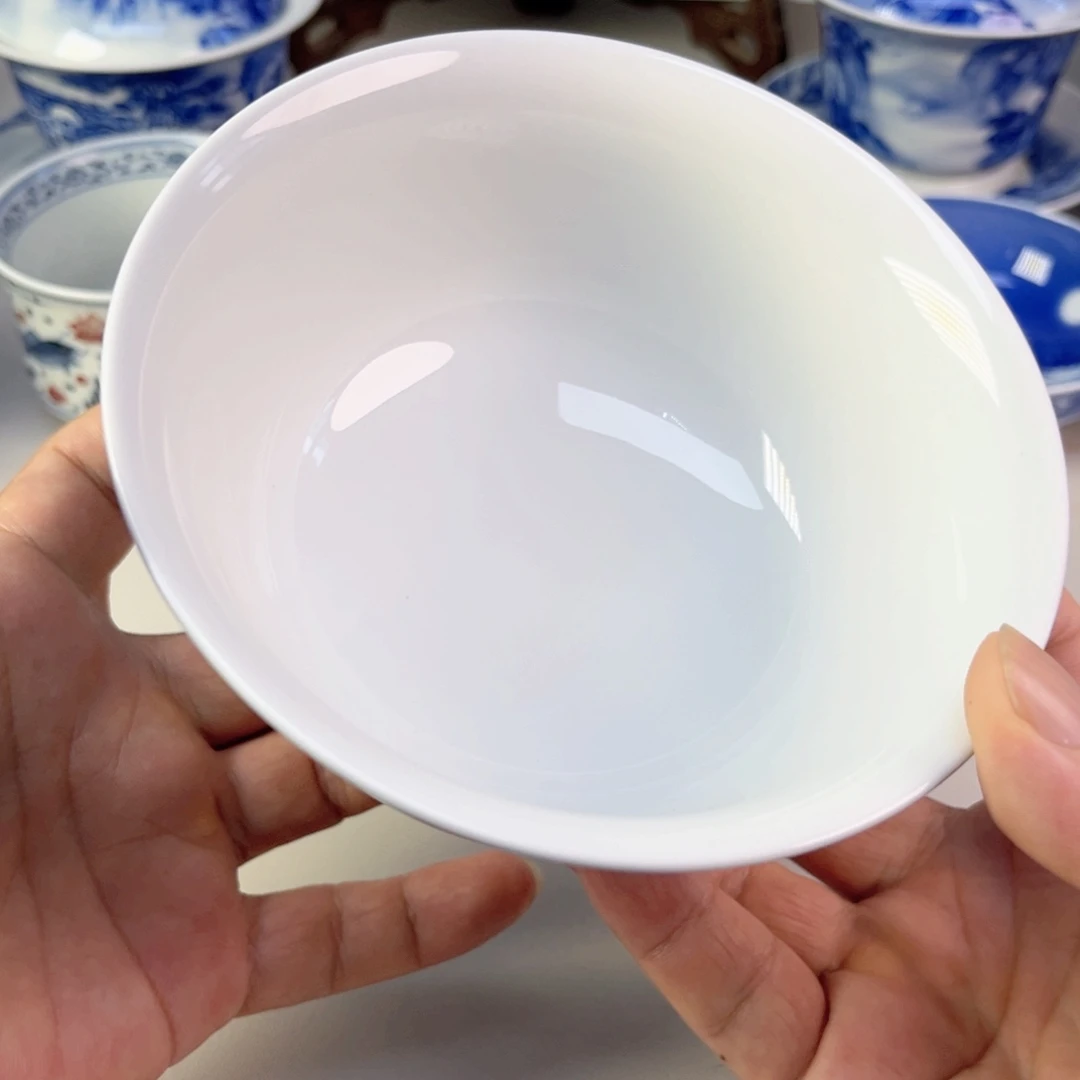 完***界福利青花雪景盖碗