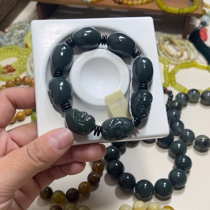 和田玉未镶嵌手链