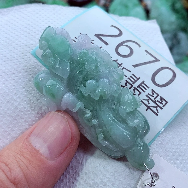 吊坠(不含链)未镶嵌翡翠