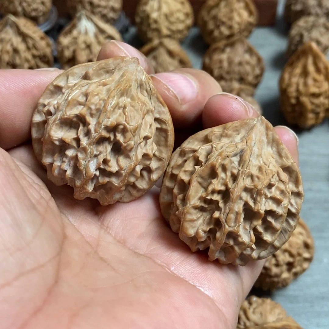 似****吊坠文玩核桃水晶灯笼38尺