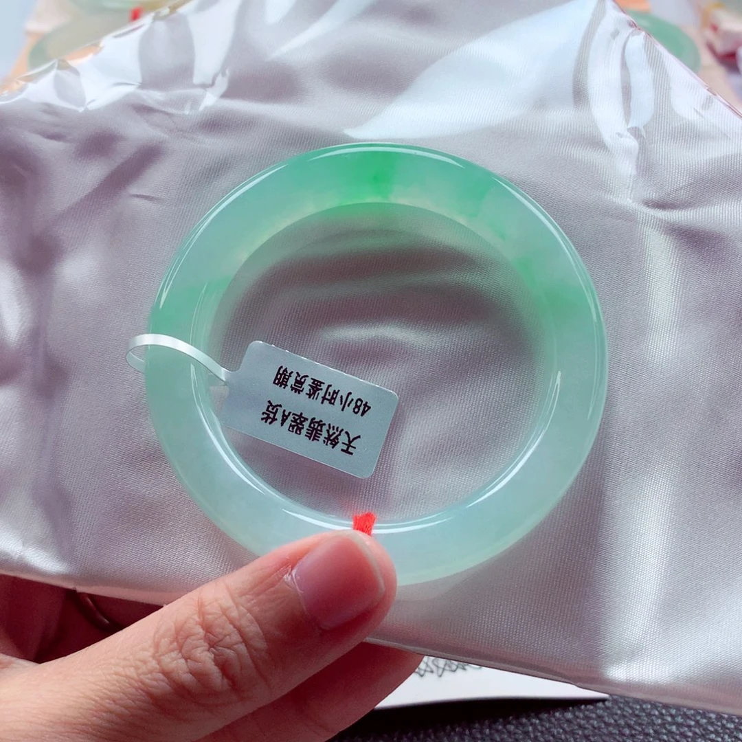 翡翠未镶嵌手镯（圆镯）52.4起光冰胶甜阳绿梦中情镯A