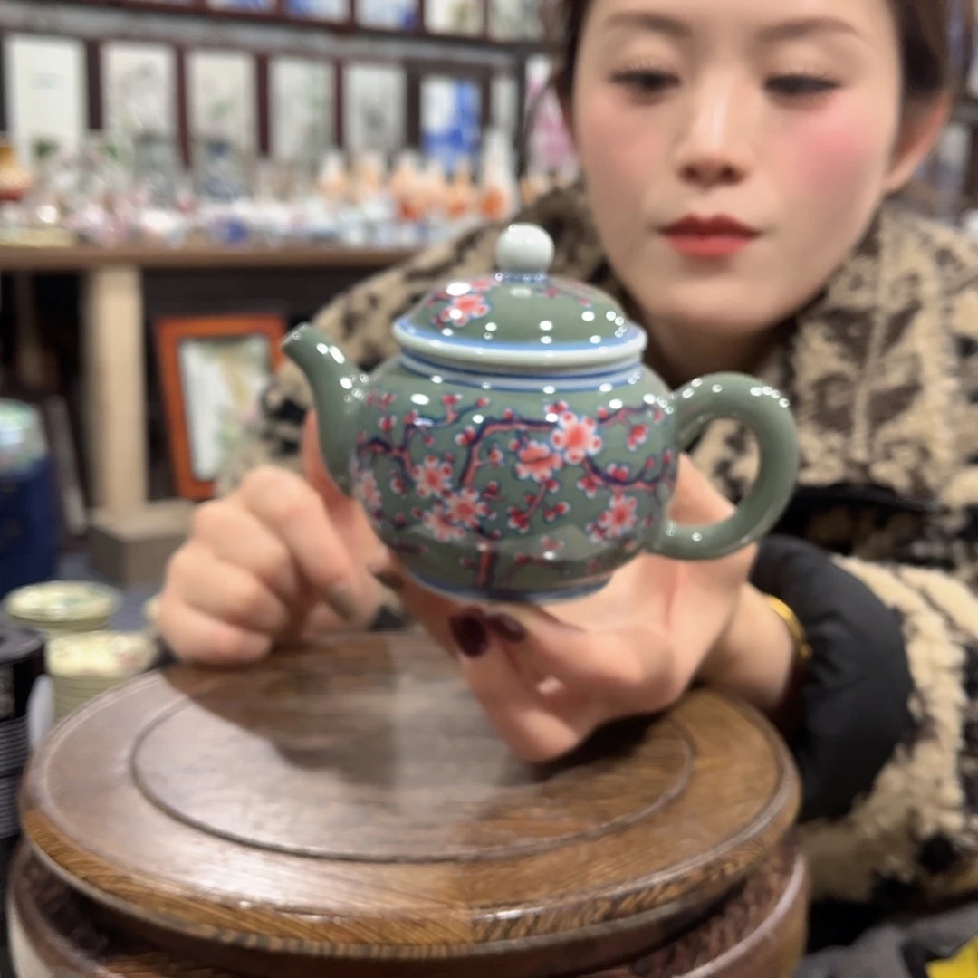 摆件陶瓷/////景德镇陶瓷瓷器。